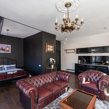 Retro Studio Old Town Apartment By Hostlovers Kaunas Dış mekan fotoğraf