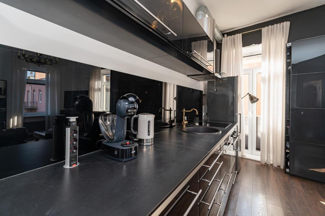 Retro Studio Old Town Apartment By Hostlovers Kaunas Dış mekan fotoğraf