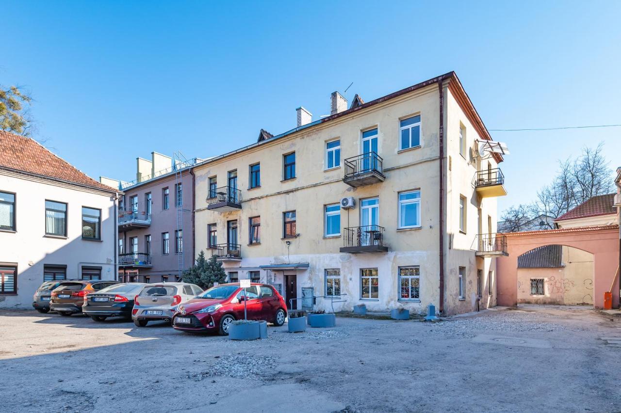 Retro Studio Old Town Apartment By Hostlovers Kaunas Dış mekan fotoğraf